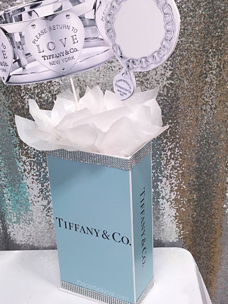 Tiffany theme centerpiece