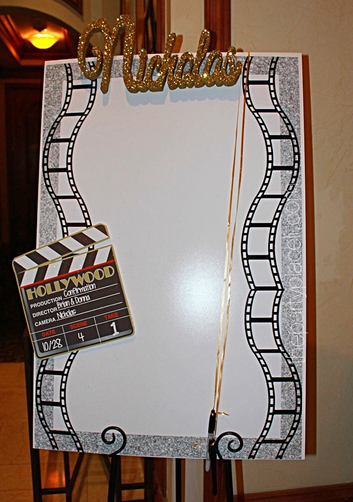 Hollywood Themed Sign in Board