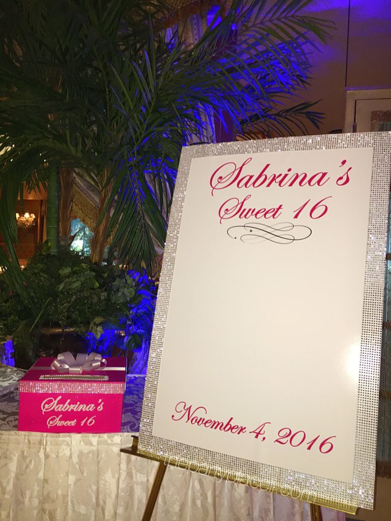 Glam sweet 16 sign in board and card box