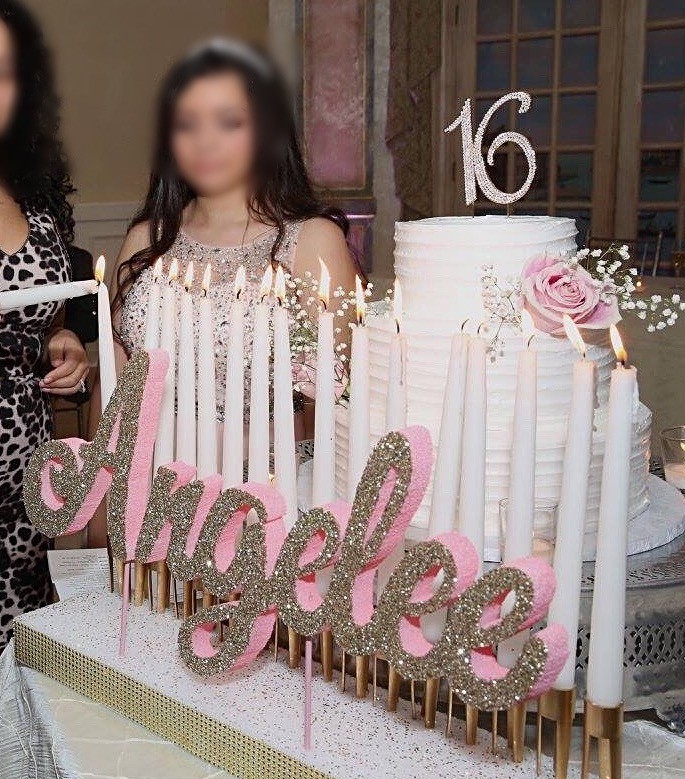 MINI SWEET 16 CANDELABRA